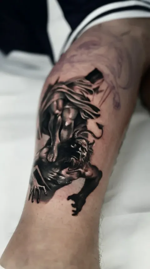 Tatuaggio diavolo horror Lugano